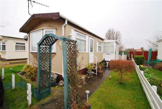 1 Bedroom Bungalow